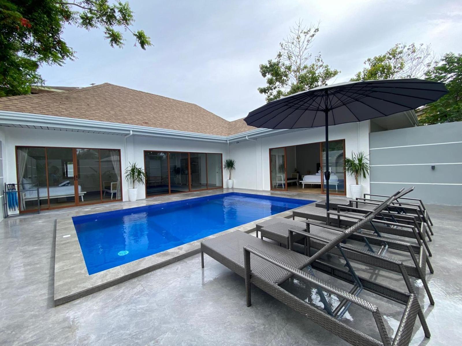 Pineale Villas, Resort And Spa Panglao Exteriör bild